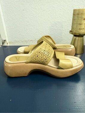 Dansko Women's Leather Slide Clogs Size 37 US 7